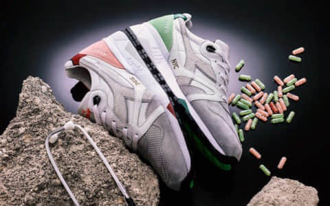 只在纽约店铺独家发售而且还限量！这双Afew x Diadora N.9000“Highly Addictive NYC”入手颇有难度