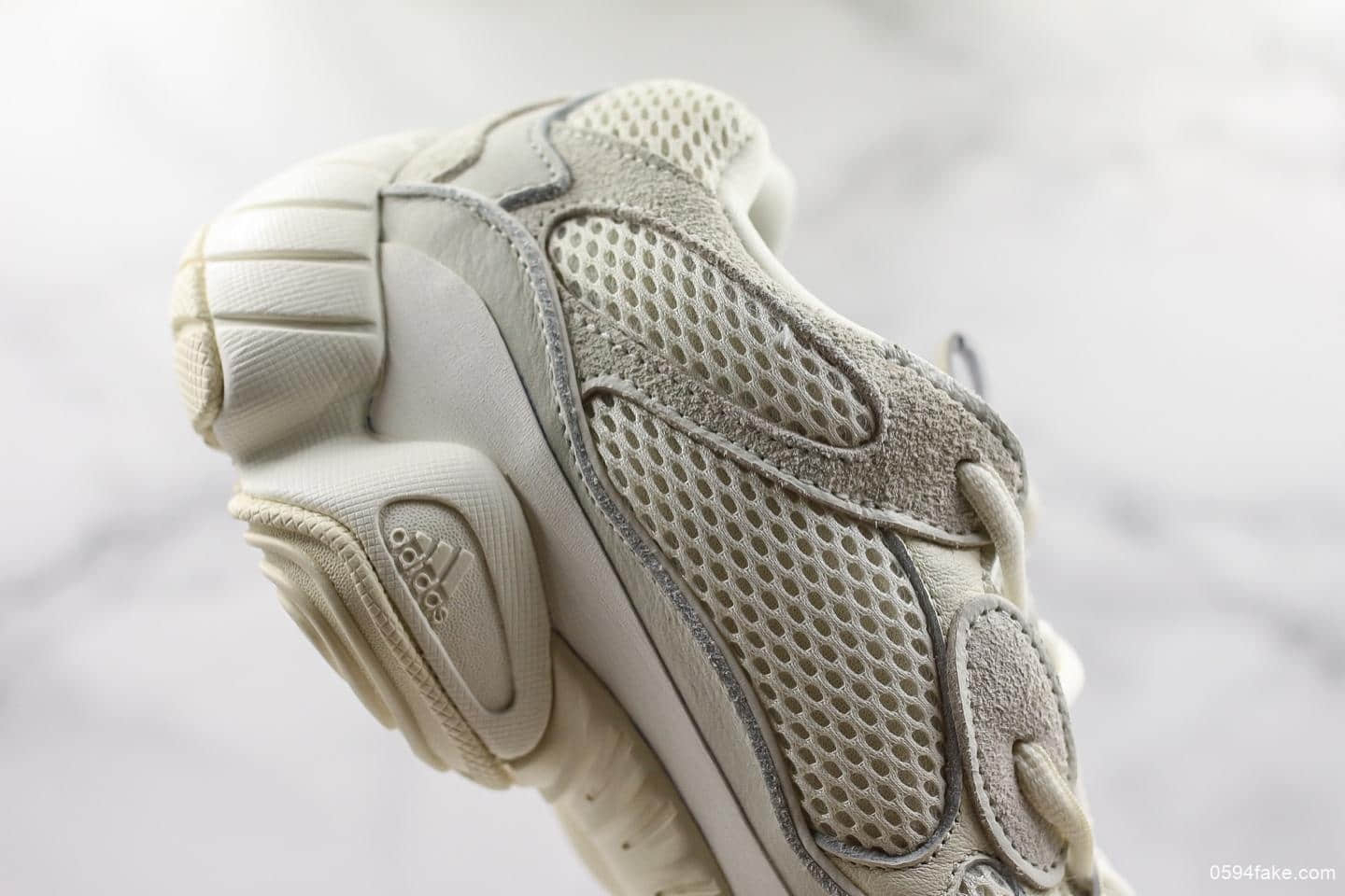 阿迪达斯Adidas Yeezy 500 “Bone White”骨白OG纯原带半码 复古老爹鞋 进口皮料原厂阵线 货号：FV3573