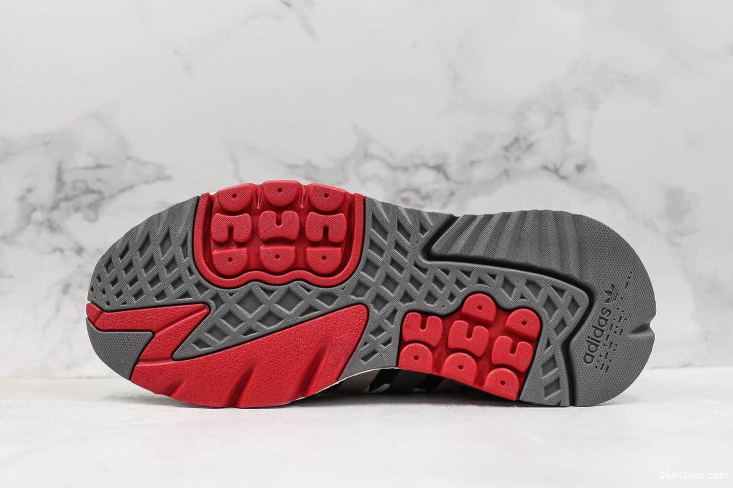 阿迪达斯Adidas Nite Jogger 2019 Boost纯原版本夜行者复古跑鞋原厂材料原厂大底原单巴斯夫真爆复古慢跑鞋 货号：EG1686