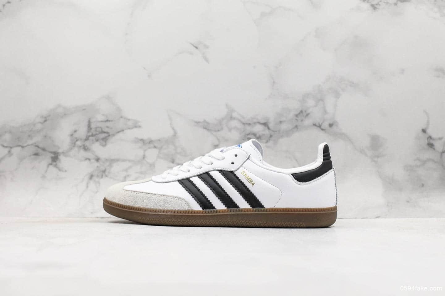 阿迪达斯Adidas Samba OG Club公司级版本桑巴纪念日系列白绿平底室内足球风复古休跑鞋白黑生胶 货号：B75806