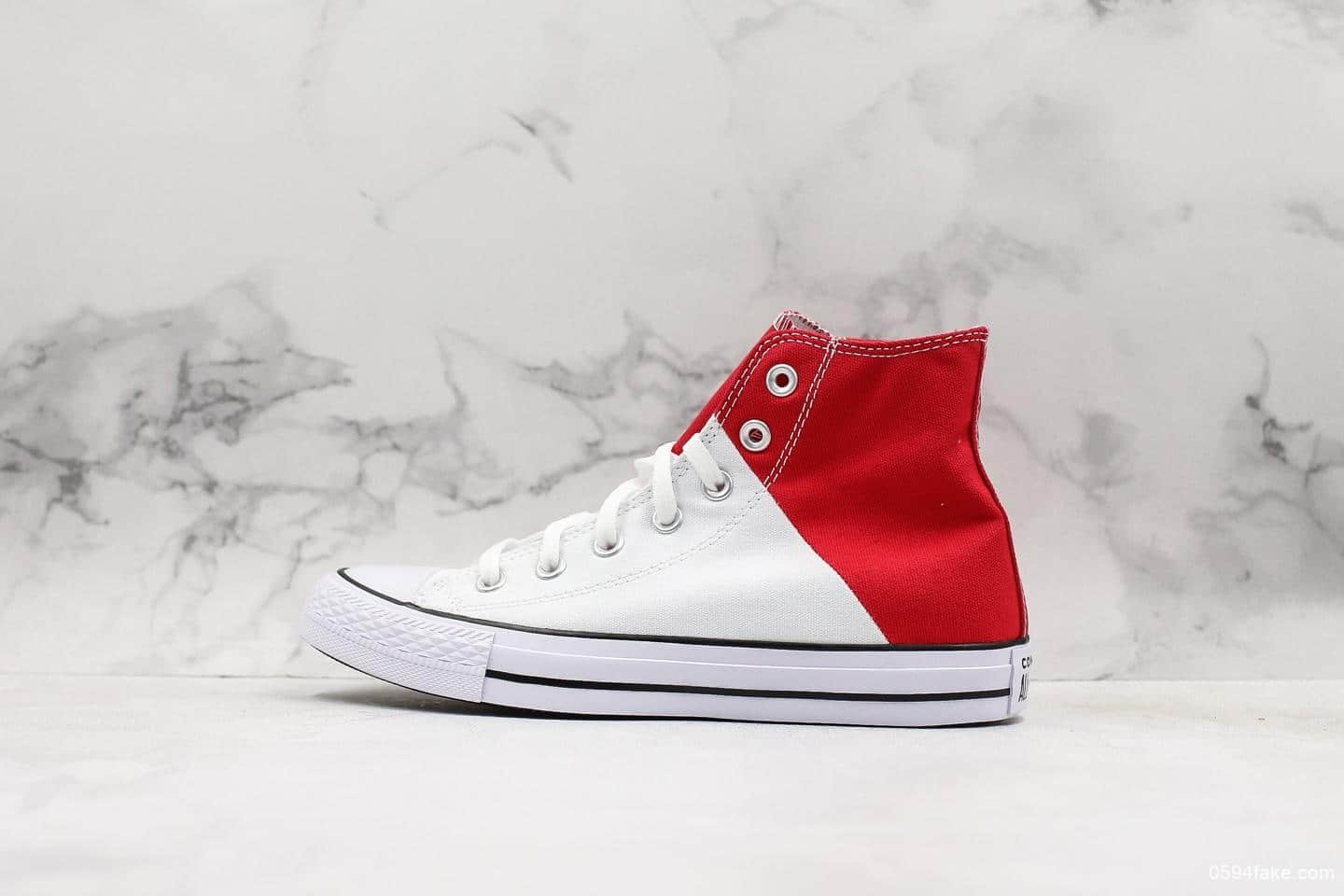 匡威Converse Chuck Taylor All Star情人节七夕来临经典新款红心拼接高帮帆布鞋 货号：563460F