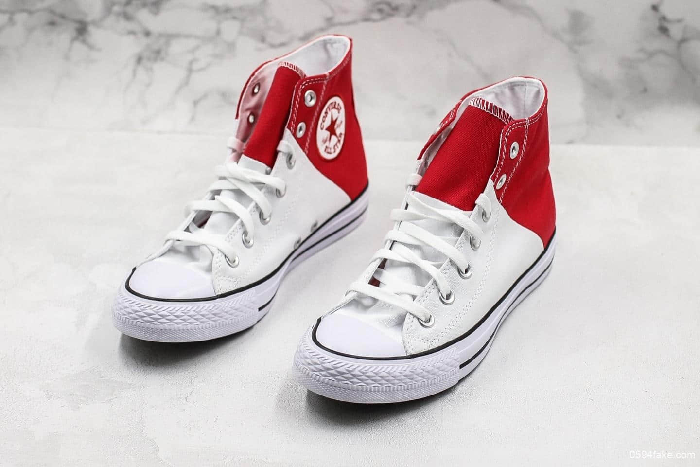 匡威Converse Chuck Taylor All Star情人节七夕来临经典新款红心拼接高帮帆布鞋 货号：563460F