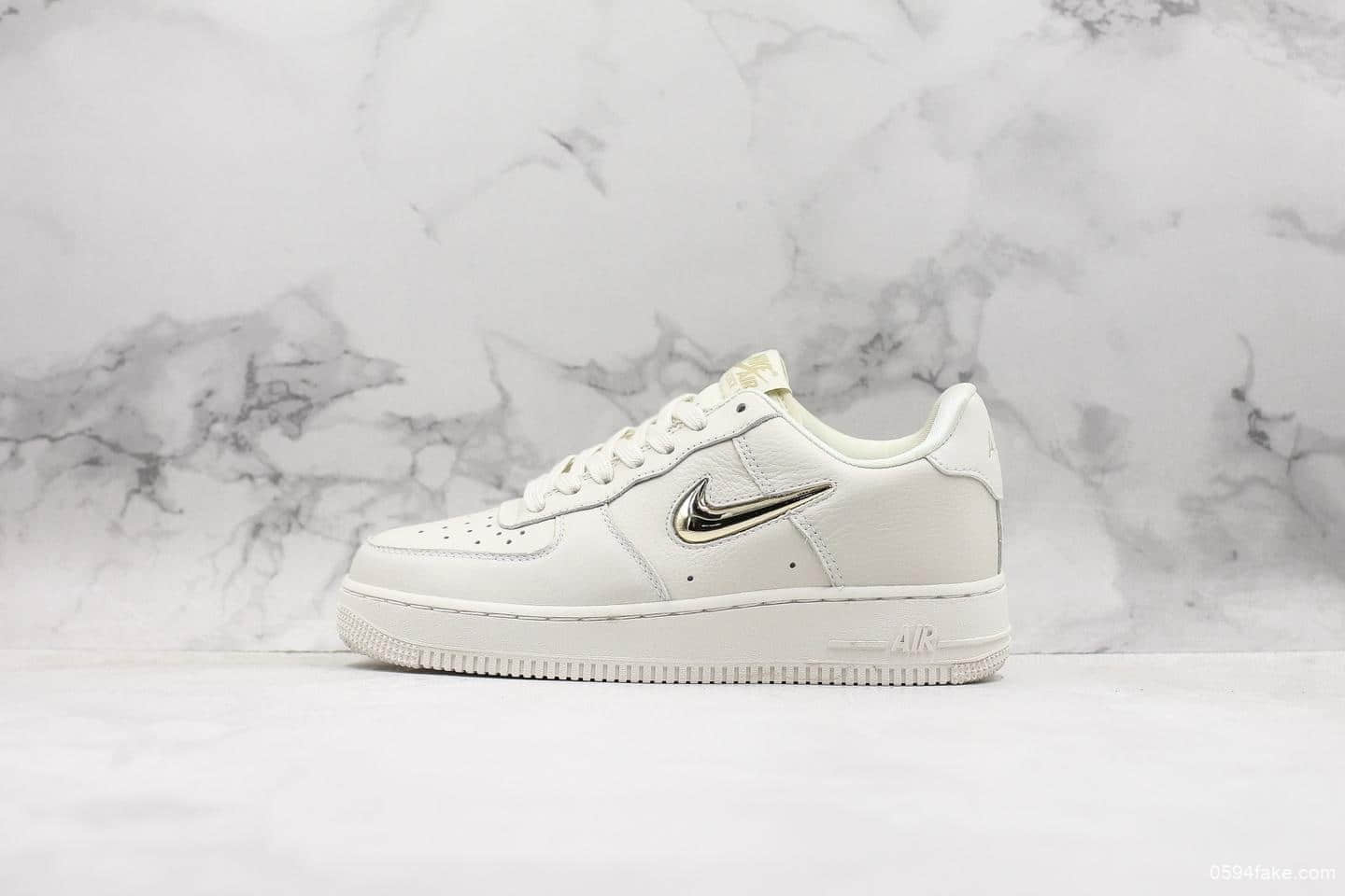 耐克Nike Air Force 1 Low Jewel耀眼宝石纯原版本全头层空军一号复古金属钩休闲板鞋内置气垫 货号：AO3814-001