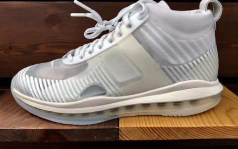 简约气质挂！John Elliott x Nike LeBron Icon“Summit White”将于9月13日发售 货号：AQ0114-101