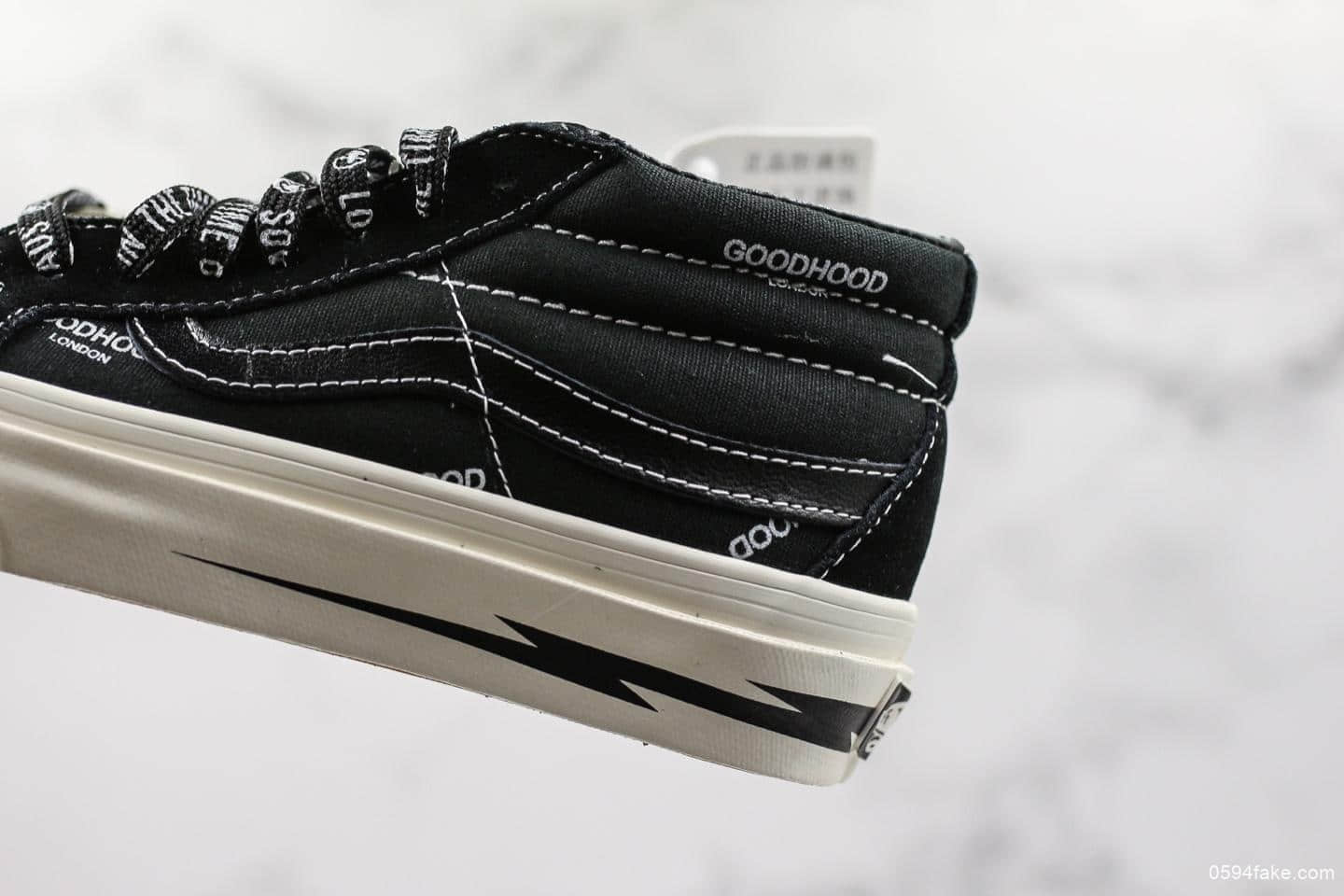 万斯Goodhood x Vans Vault Love in the Time of Chaos联名款真标硫化工艺原盒原标复古硫化板鞋 货号：VN000UDO7Q