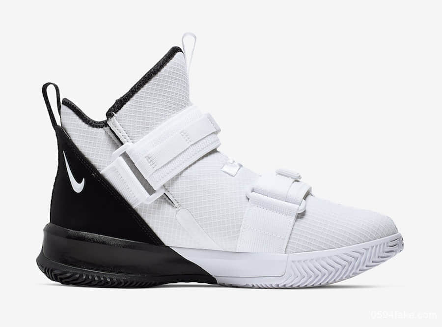 Nike LeBron Soldier 13新配色登场！还是黑白配却有些不一样！ 货号：AR4228-100