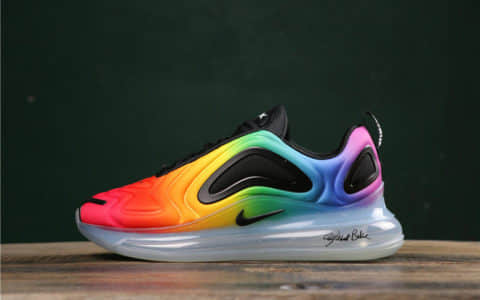 耐克Nike Air Max 720 BETRUE公司级版本太空大气垫前卫运动慢跑鞋彩虹渐变透明底氮气大底 货号：CJ5472-900