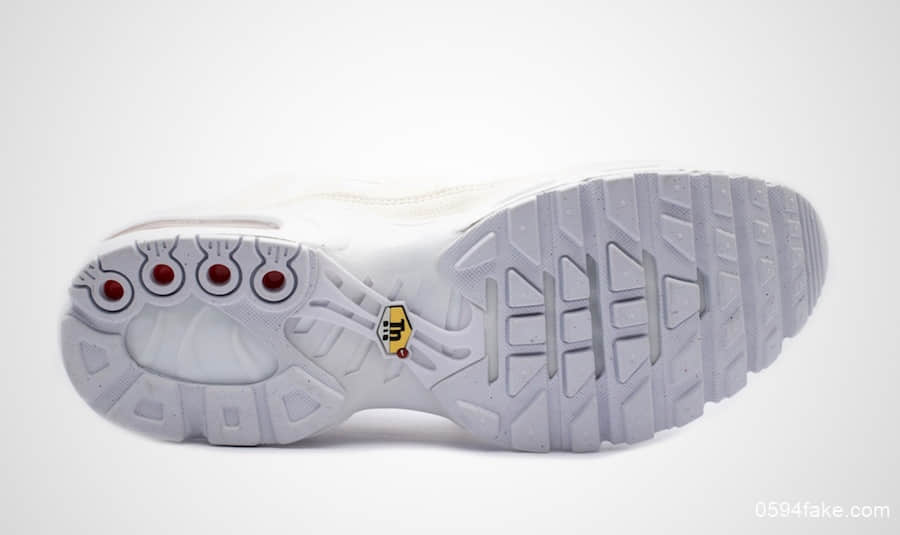 耐克解构版本Nike Air Max Plus Decon新配色曝光！ 货号：CD0882-100