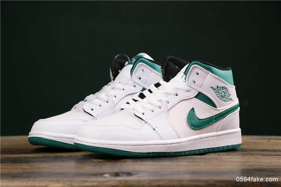 乔丹AIR JORDAN 1 MID SE GC MYSTIC GREEN公司级版本乔一中帮休闲百搭运动板鞋市面所售最高版本 货号：CD6759-103