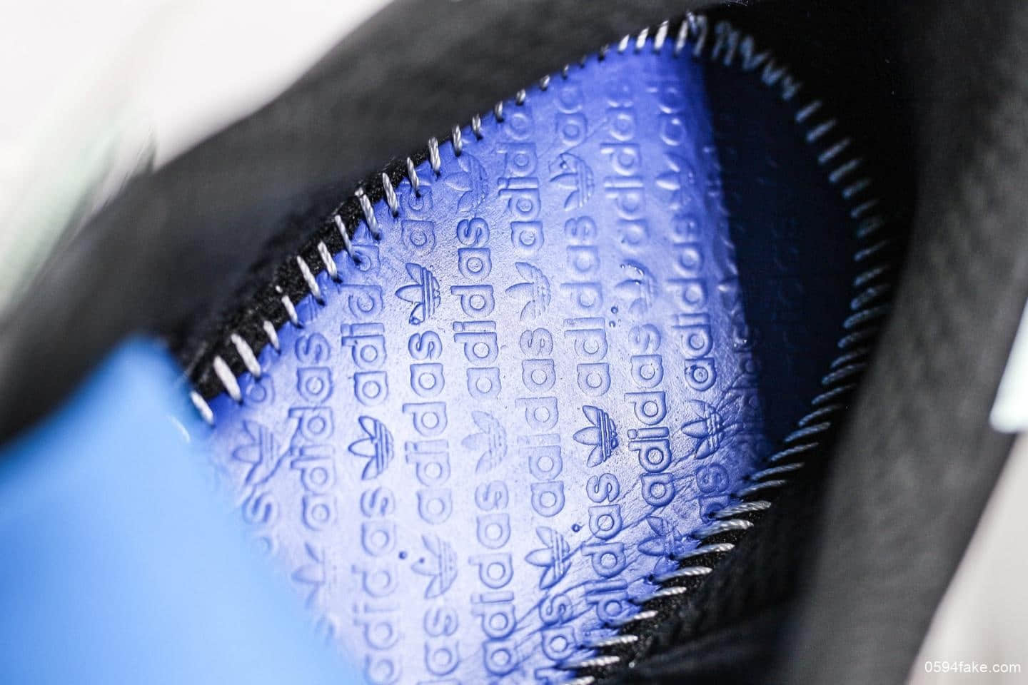阿迪达斯Adidas Superstar W公司级渠道订单三叶草贝壳头正确EVA软中底内置裁片后跟几率过验 货号：BD7417