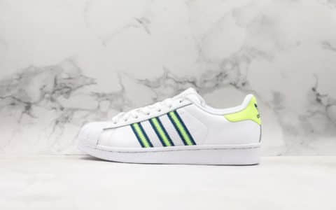 阿迪达斯Adidas Superstar W公司级三叶草夜光三杆贝壳头透气休闲板鞋 货号：CG6262