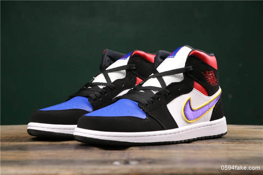 乔丹Air Jordan 1 Mid SE “What The”乔1中帮皇家蓝公司级版本原盒原标区别市面通货版本 货号：852542-005