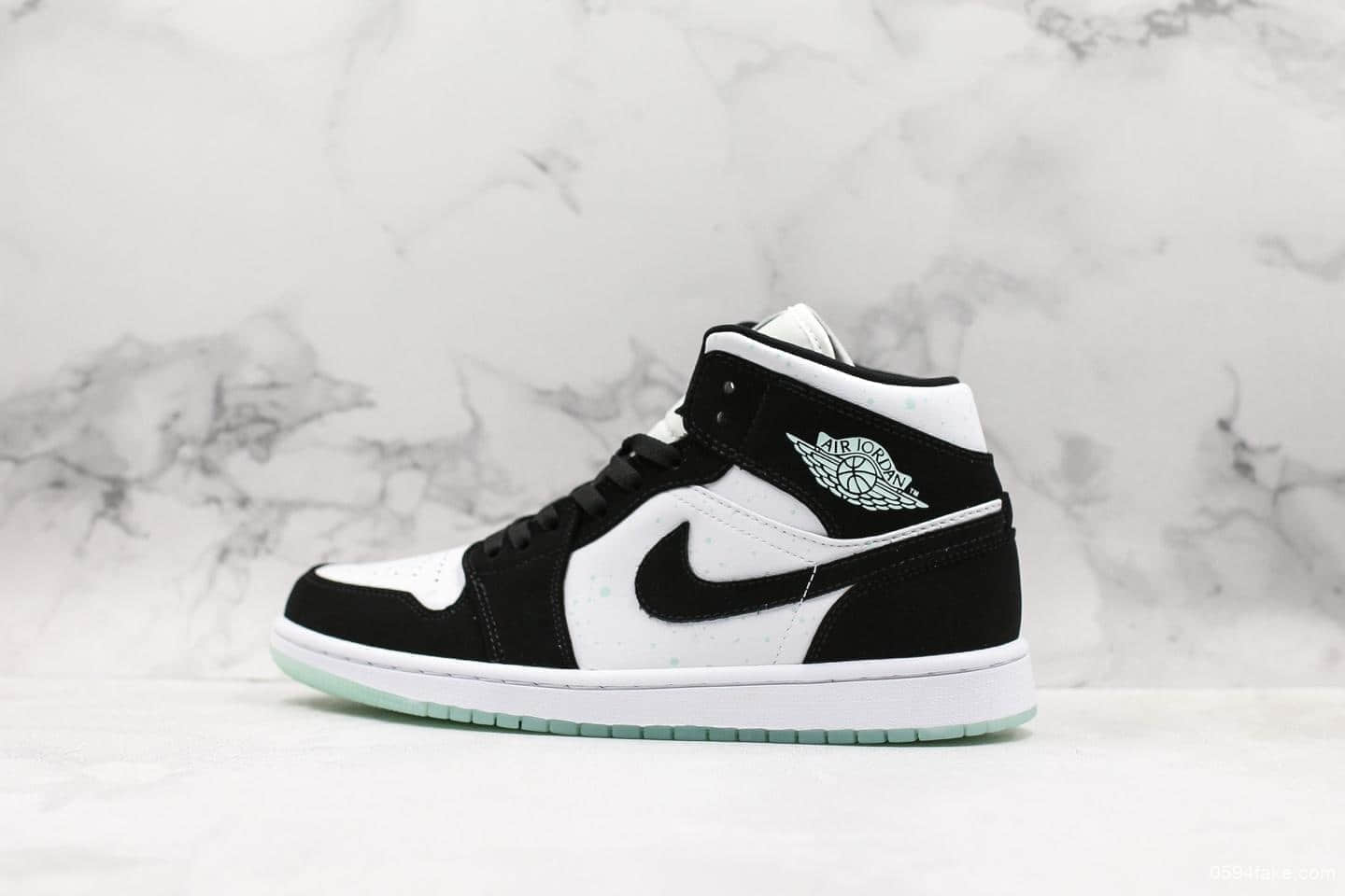 乔丹Air Jordan 1 Mid SE公司级版本夜光熊猫泼墨满天星AJ1中帮夜光真头层原厂大底 货号：BQ6931-103