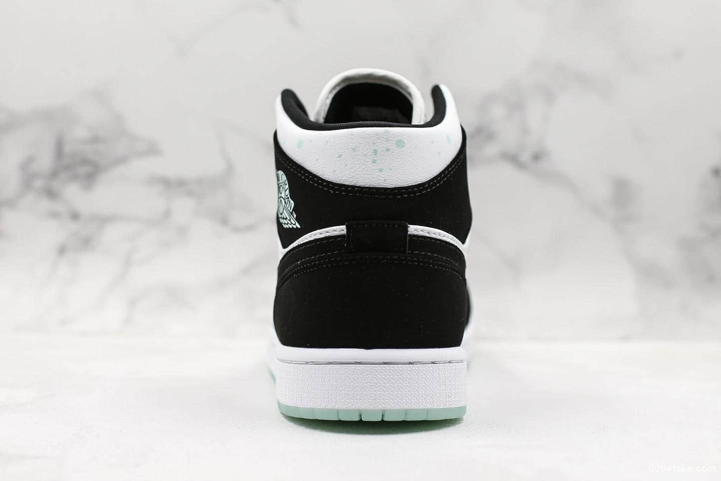 乔丹Air Jordan 1 Mid SE公司级版本夜光熊猫泼墨满天星AJ1中帮夜光真头层原厂大底 货号：BQ6931-103