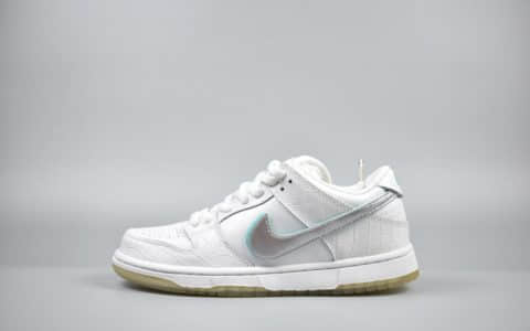 耐克NIKE SB DUNK LOW PRO QS联名板鞋公司级版本头层牛皮钻石换勾设计zoom鞋垫 货号：BV1310-100