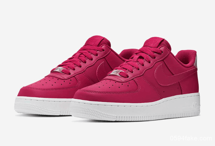 Nike Air Force 1全新配色登场！好看到溢出屏幕的玫粉色！ 货号：AO2132-601