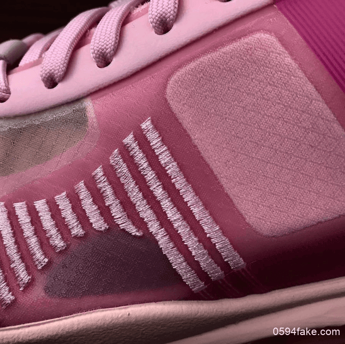 郁金香粉的色调也太少女了吧！John Elliott x Nike LeBron Icon“Tulip Pink”将于9月26日发售