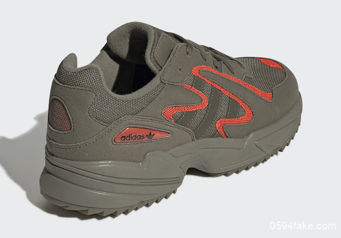 军事风格搭配工装裤绝对酷毙了！adidas Yung-96 Chasm Trail“Raw Khaki”将于9月1日发售！ 货号：EE7232