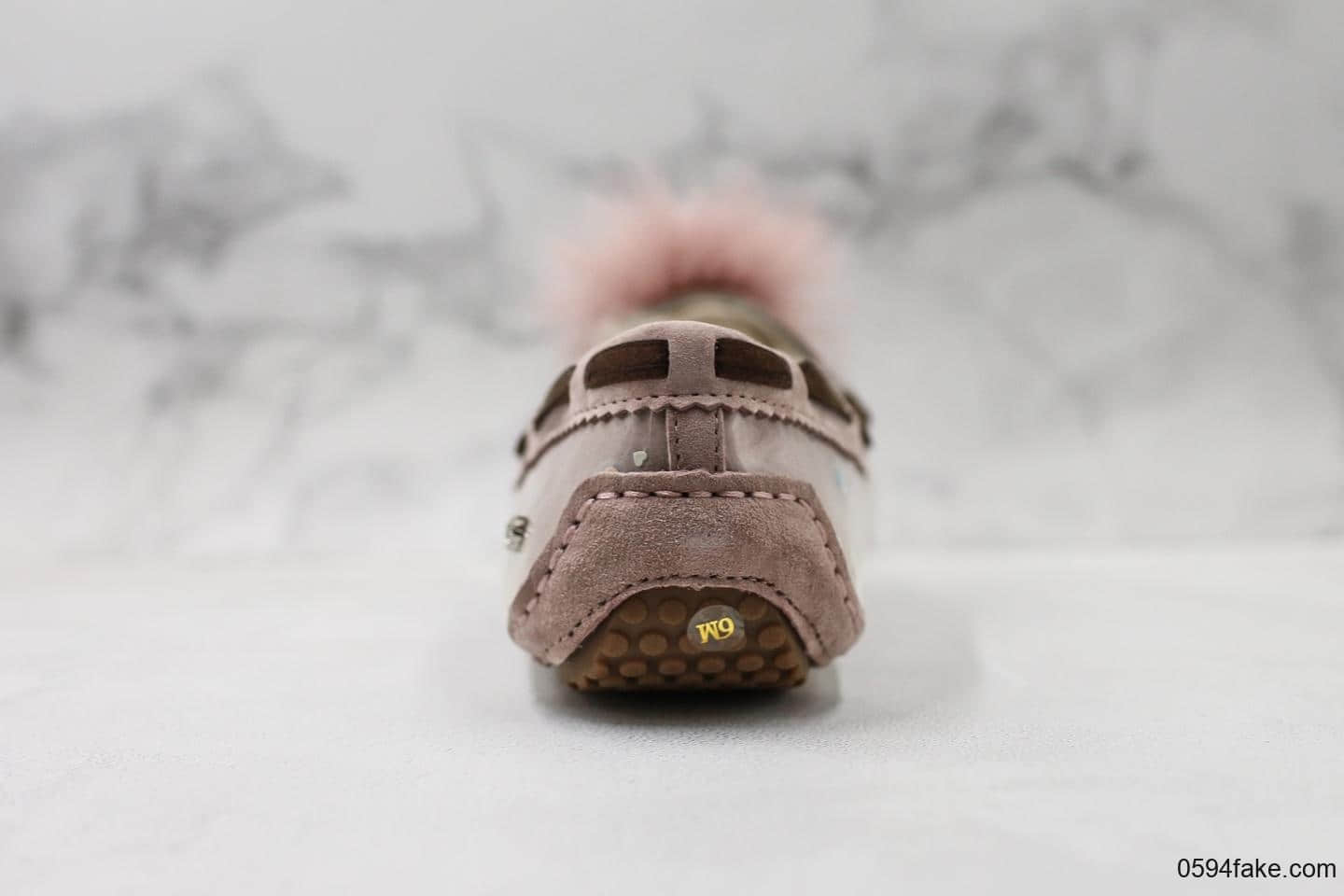 UGG 豆豆鞋托斯卡纳毛球款纯原版本原盒原标美国首发蝴蝶结系列
