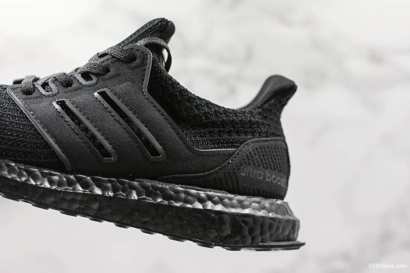 ‎阿迪达斯Adidas Ultra Boost 4.0纯原版本2019年‎​秋​季​全​新​配​色巴斯夫爆米花颗粒大底运动编织鞋面休闲运动鞋 货号：EH1420