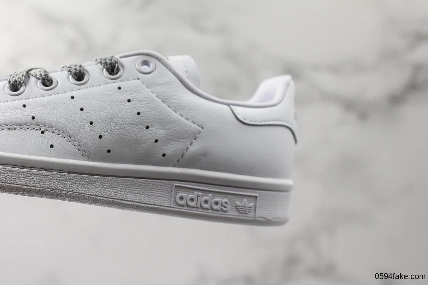 阿迪达斯Adidas stan smith Static纯原版本史密斯满天星3M反光材质原厂高亮鞋带外贸客户指定订单国外限量款 货号：BD7455