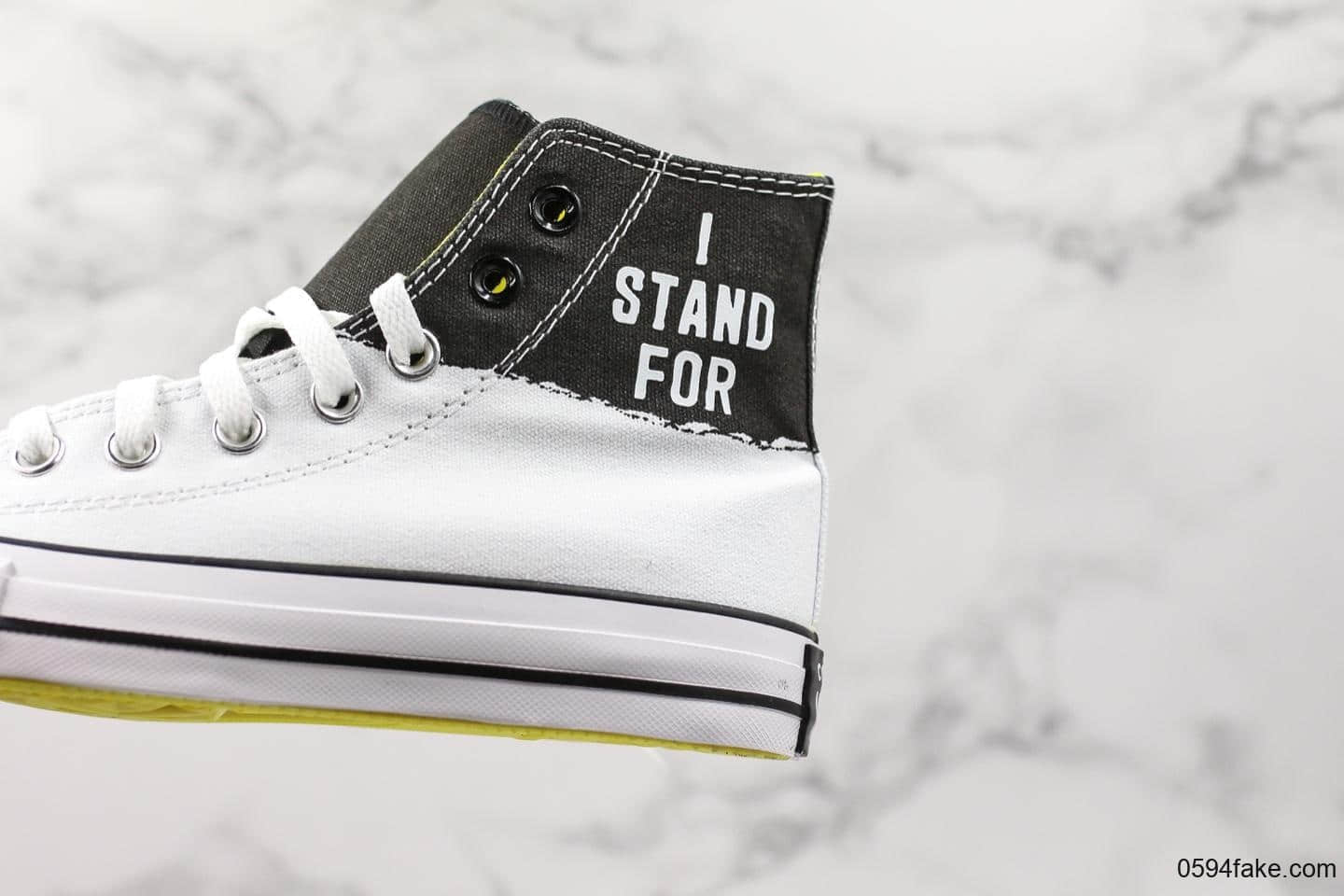 匡威Converse Chuck Taylor All Star I Stand For High White Black Fresh Yellow真标硫化版本明星黑白拼接帆布鞋 货号：165710C