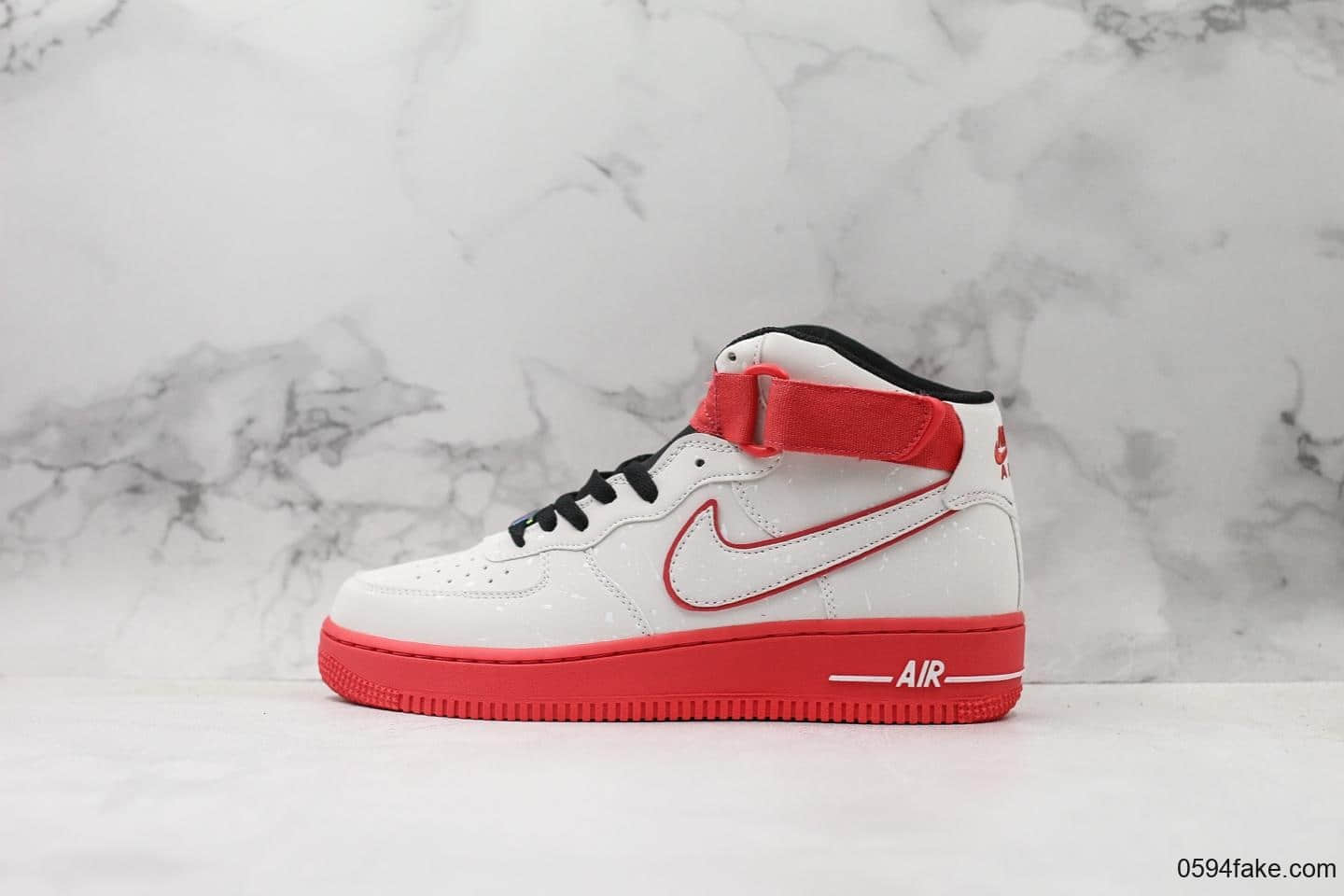 耐克Nike Air Force 1纯原版本世界篮球杯红绿鸳鸯全鞋身采用的是Micro Fiber 超纤反光材质原楦头原纸板打造内置气垫 货号：CK4581-110