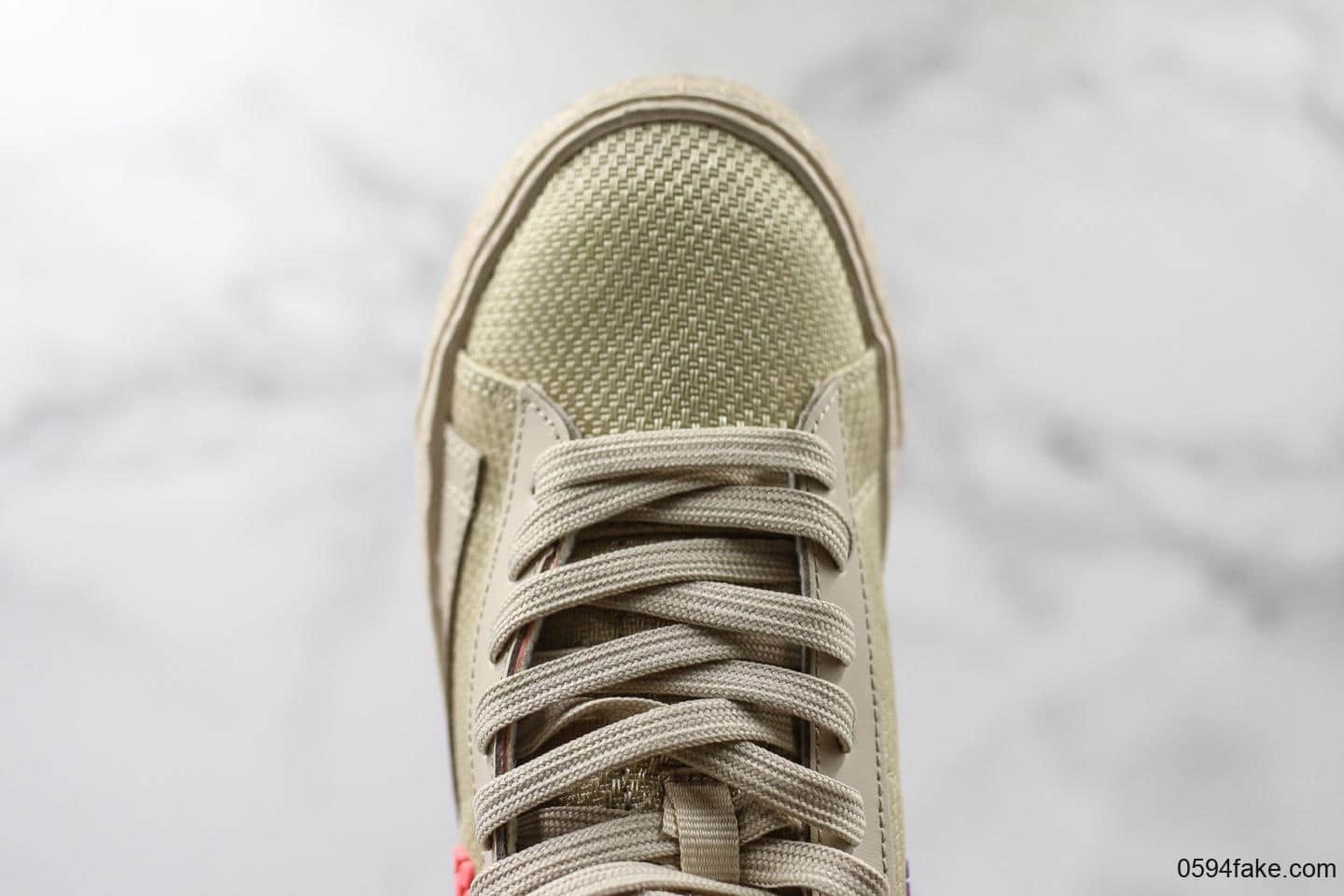 耐克Nike Blazer MID PRM公司级版本中帮开拓者女子秋季蛇纹钩板鞋