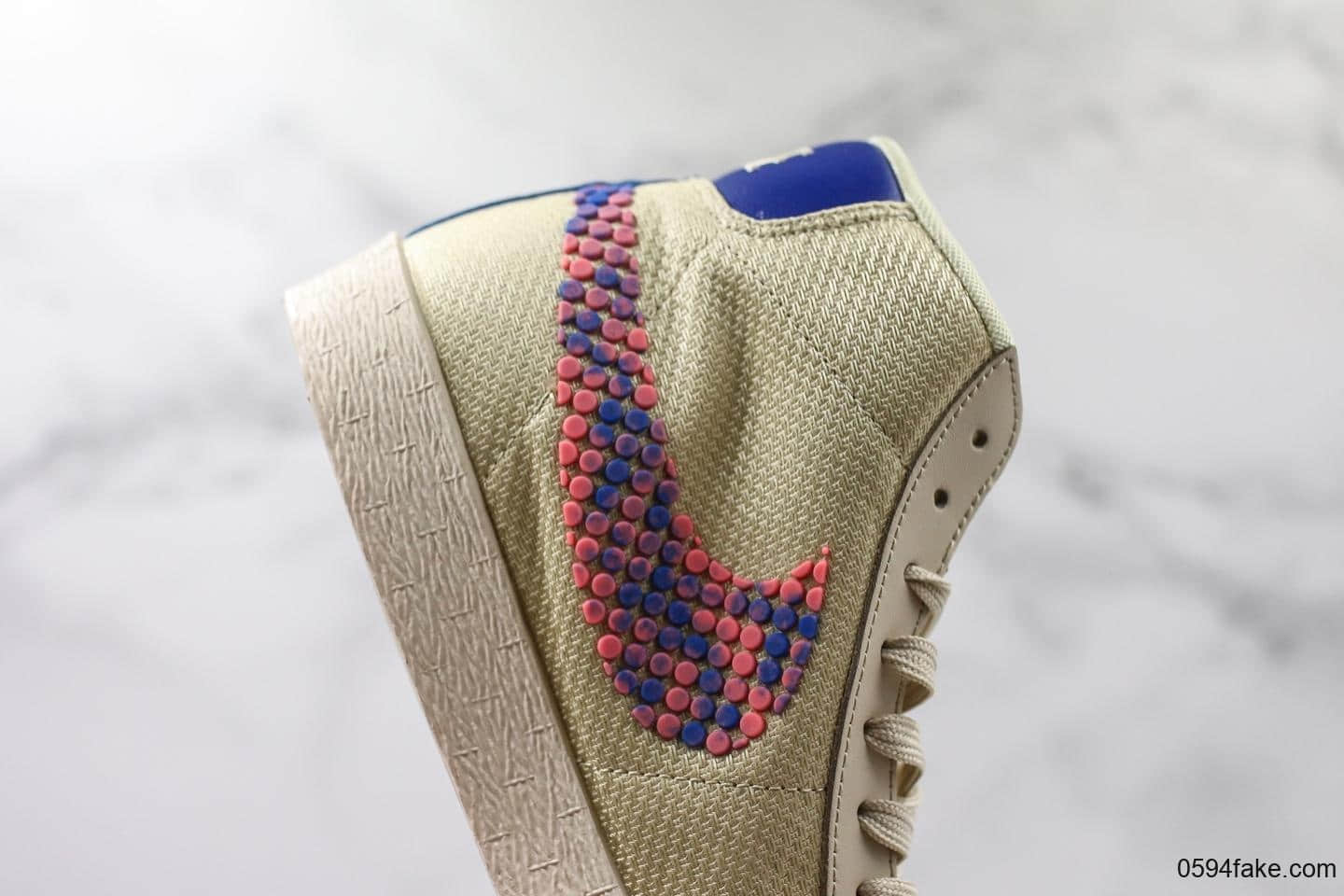 耐克Nike Blazer MID PRM公司级版本中帮开拓者女子秋季蛇纹钩板鞋