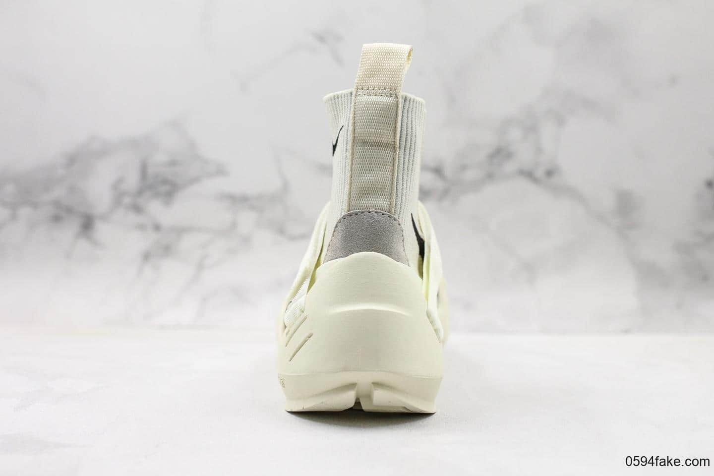 耐克Nike Free TR Flyknit 3 SP Black纯原联名款机能袜子针织高筒运动套底慢跑鞋针织白 货号：AQ9201-100