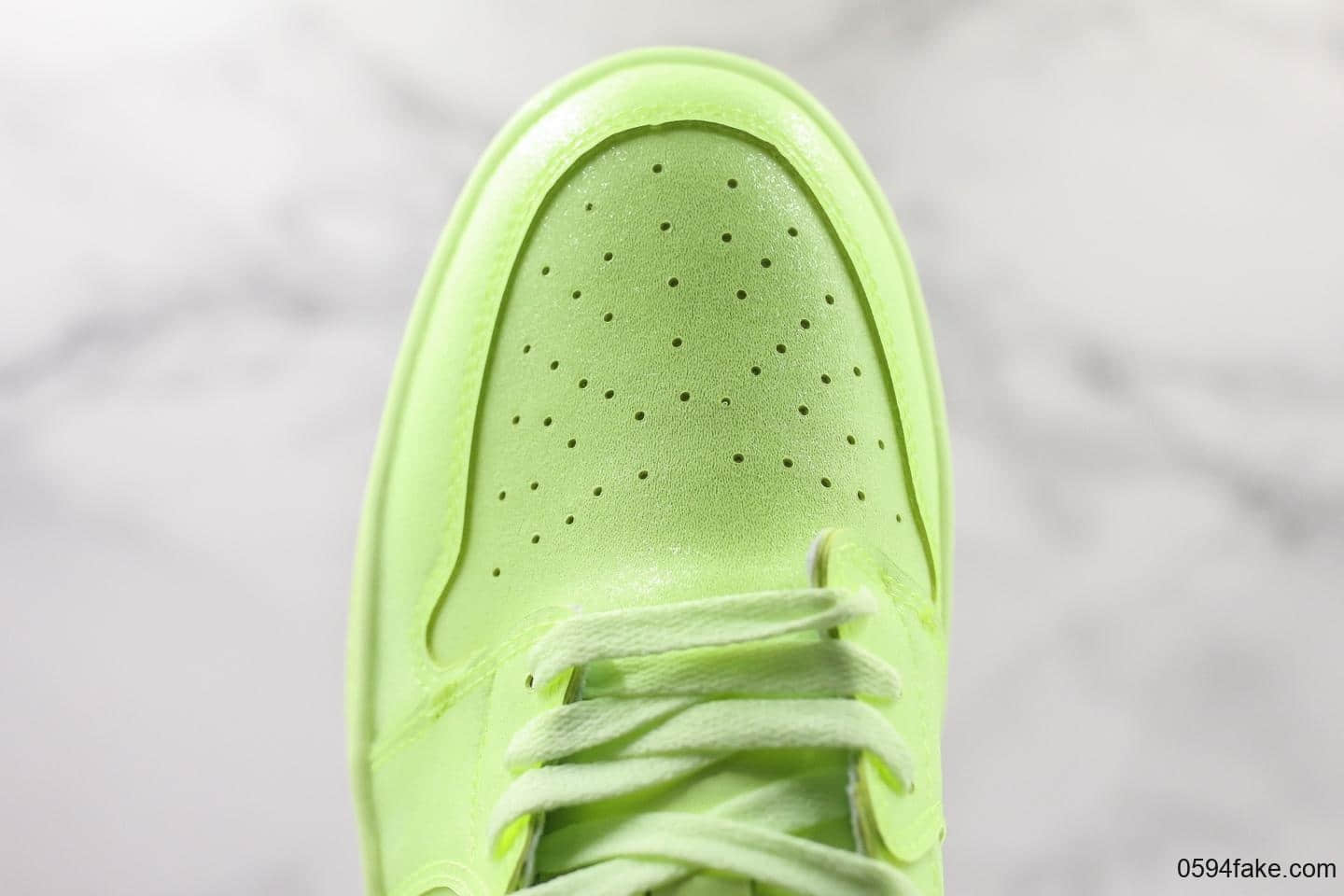 耐克Nike Wmns Air Jordan 1 Ret Hi Prem纯原版本低帮AJ1反光荧光绿柠檬绿时尚运动篮球板鞋 货号：CJ7891-700