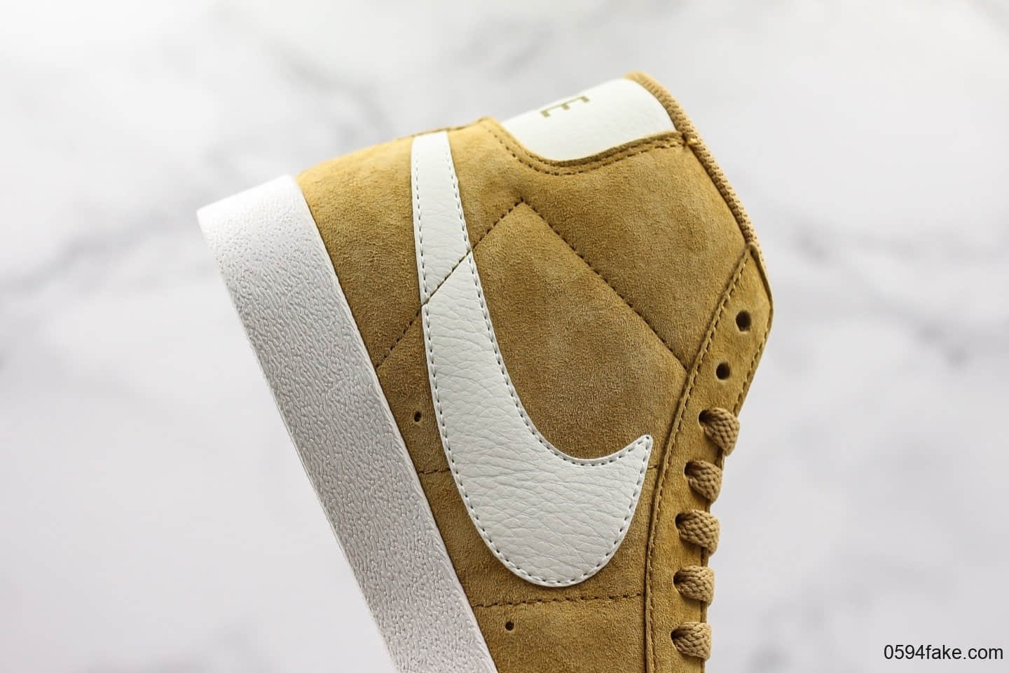 耐克Nike Blazer Mid Vintage Suede开拓者中帮休闲板鞋姜黄色公司级带半码 原版皮料精致质感 货号：917862-700