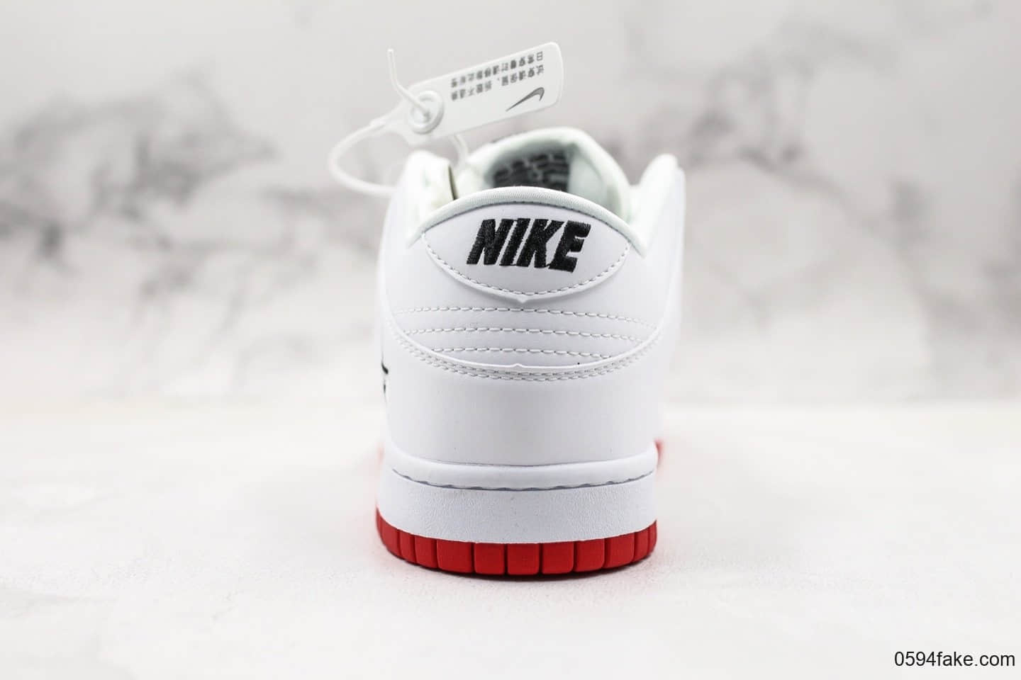 耐克Supreme x Nike SB Dunk Low Metallic Silver联名款红白配色滑板鞋原鞋开模一比一精品板鞋 货号：CK3480-600