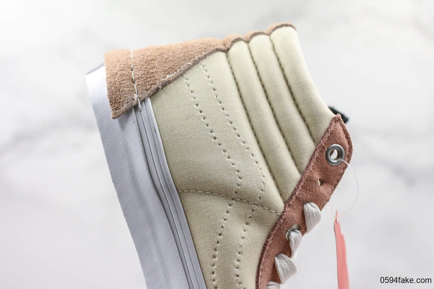 万斯Vault Slip-On Cap LX公司级版本解构主义高帮硫化休闲板鞋翻毛皮拉链设计