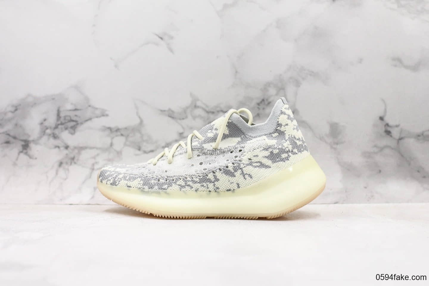 阿迪达斯adidas Yeezy Boost 350 V3 “Alien”侃爷联名限定椰子V3外星人雪花斑点OG纯原原楦开发同源同材 货号：FV3260