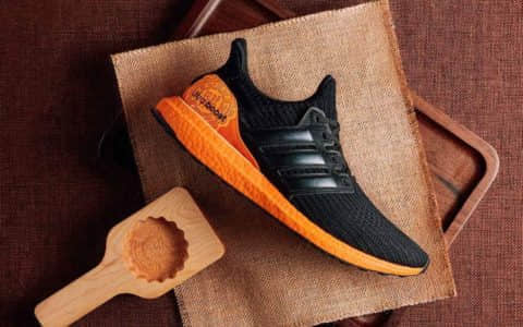 穿上这双adidas UltraBoost 4.0过中秋吧！ 货号：FW3727