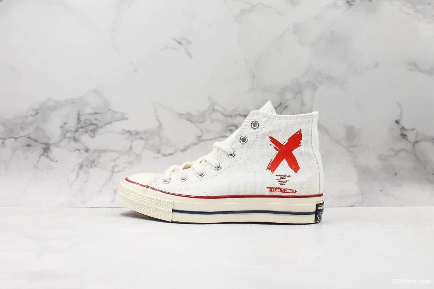 匡威Converse Chuck Taylor All Star 1970 Give Me A Group High复古三星标经典高帮休闲硫化板鞋帆布白红打叉X图案 货号：162056C