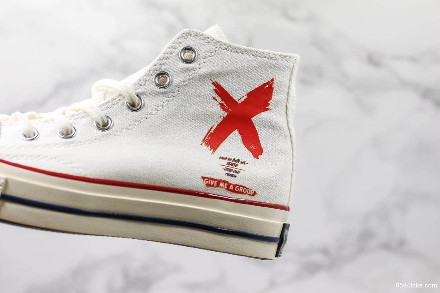 匡威Converse Chuck Taylor All Star 1970 Give Me A Group High复古三星标经典高帮休闲硫化板鞋帆布白红打叉X图案 货号：162056C