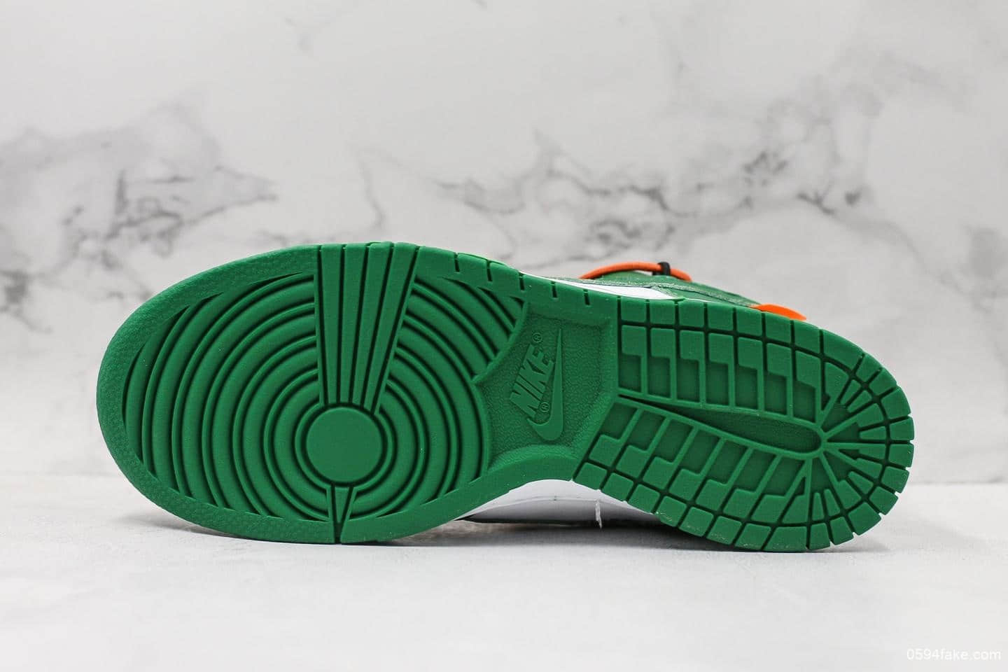 耐克Nike SB Nike SB Dunk Low x OFF-White联名款白绿色纯原版本内置气垫 货号：CT0856-100