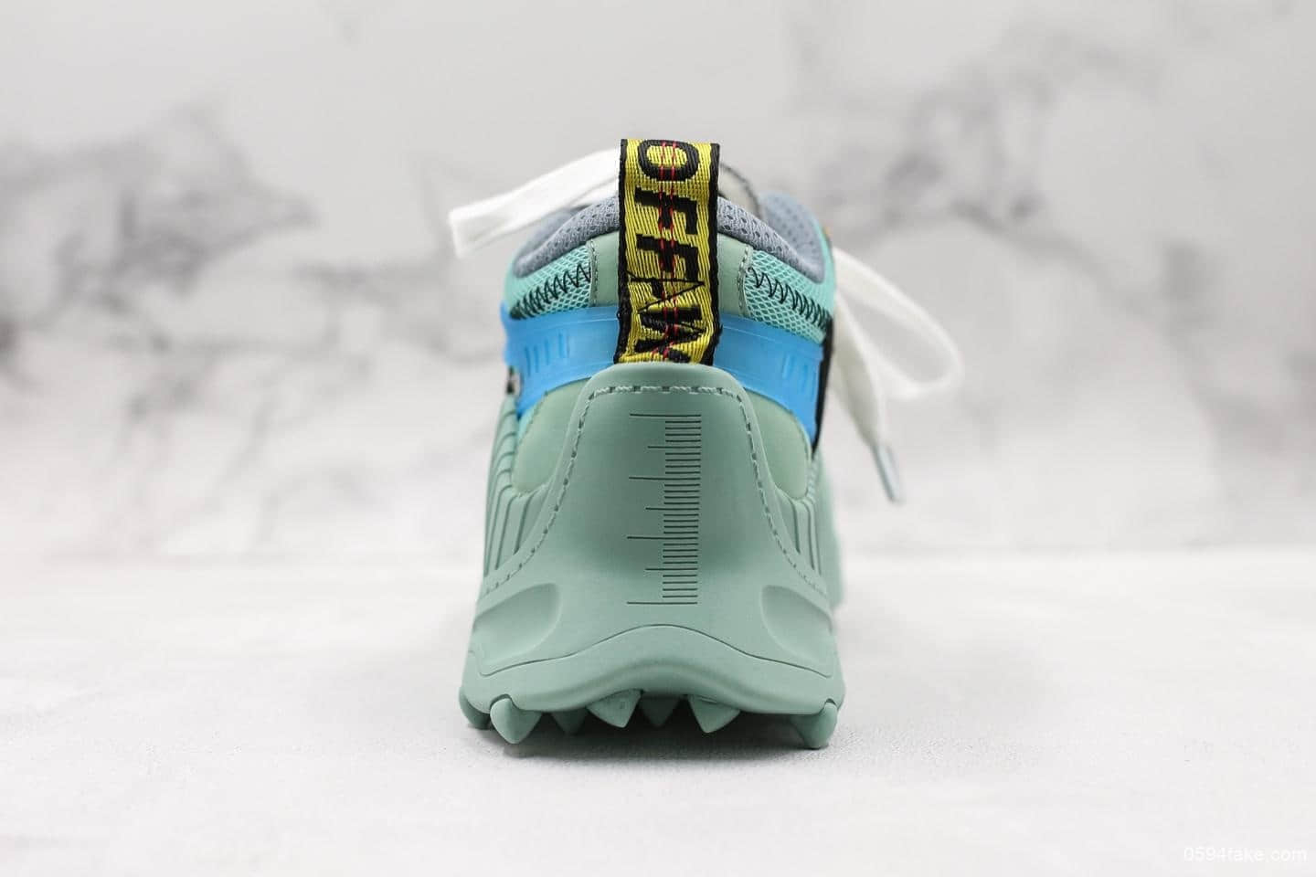 OFF-WHITE c/o ODSY-1000 Sneakers复古登山鞋‎集合ow所有标‎志logo溶于‎鞋中鞋‎头数‎码冲孔电‎脑‎针车精准‎数控‎针距