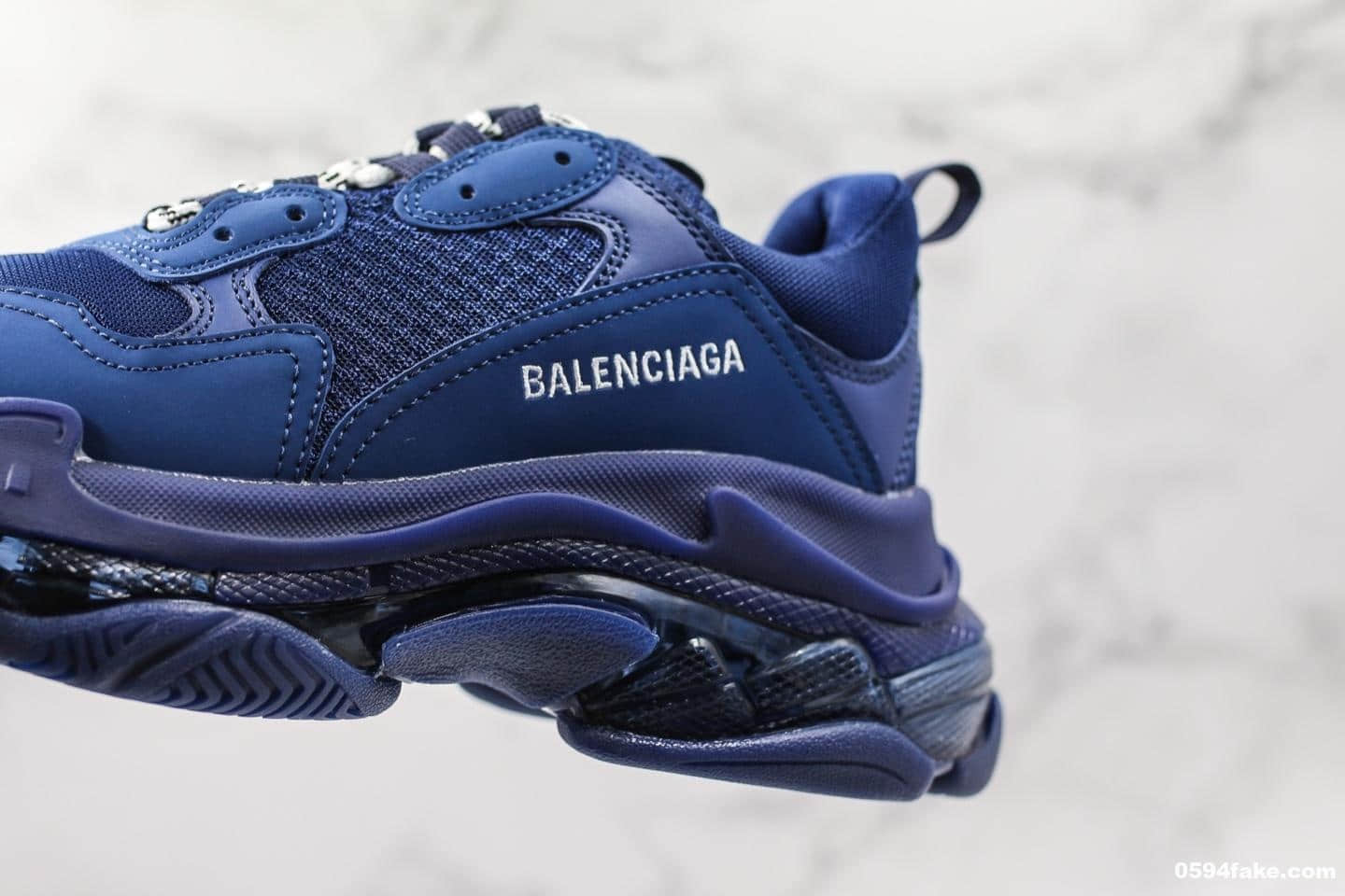 巴黎世家Balenciaga Triple S二代纯原版本全新配色气垫老爹鞋独家原厂材料组装权威实拍