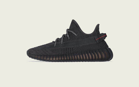 adidas Yeezy Boost 350 V2黑天使将于11月29日迎来全家族尺码补货！把握机会冲鸭！ 货号：FU9006