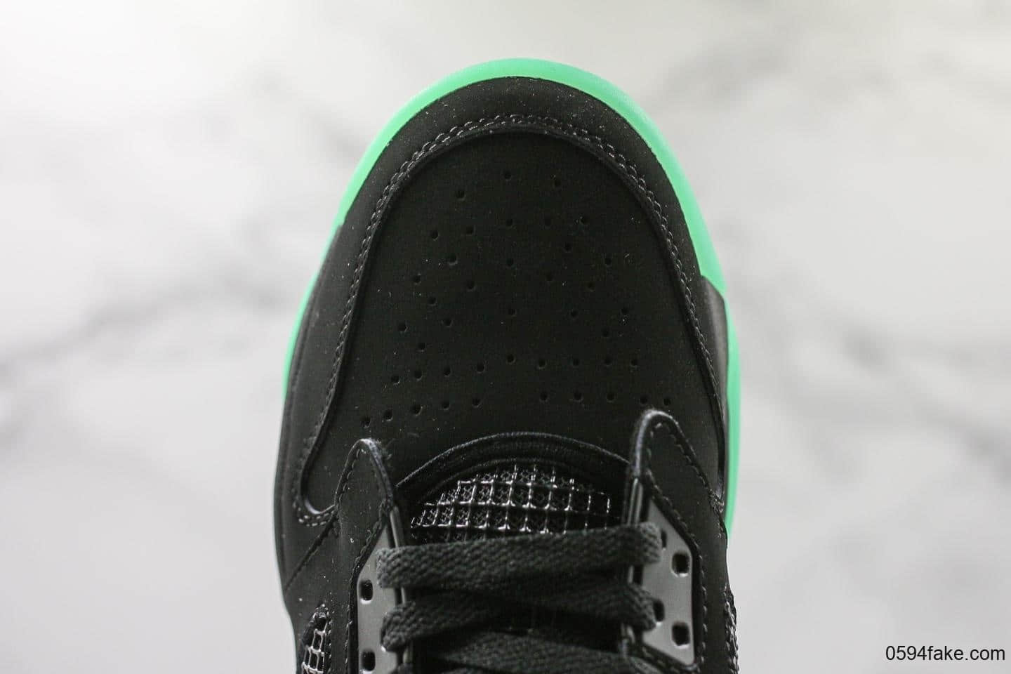 耐克Nike Air Jordan Mars 270纯原版本乔丹气垫鞋搭载耐克最新科技式空气大底 货号：CD7070-003