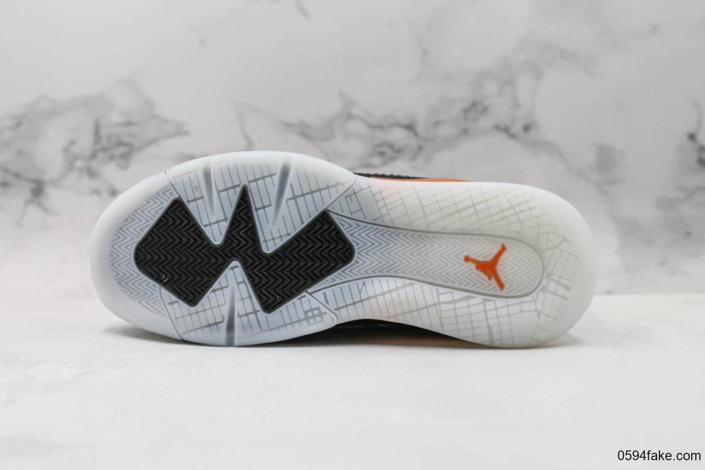 耐克Nike Air Jordan Mars 270乔丹气垫鞋纯原版本搭载TPU组合鞋底半掌气垫缓震实战篮球鞋 货号：CD7070-008