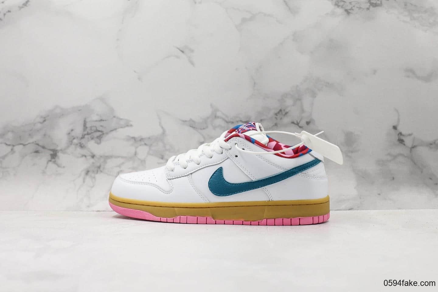 耐克NIKE SB DUNK LOW X PARRA艺术家联名纯原版本SB板鞋蓝粉毛绒区别市面通货版本 货号：CN4504-108