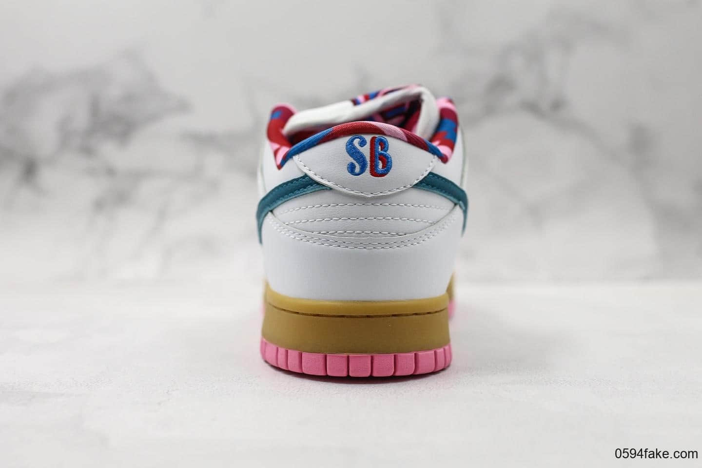 耐克NIKE SB DUNK LOW X PARRA艺术家联名纯原版本SB板鞋蓝粉毛绒区别市面通货版本 货号：CN4504-108