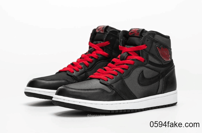 Air Jordan 1“ Black Satin”最新实物图释出！将于明年1月18日发售！ 货号：555088-060