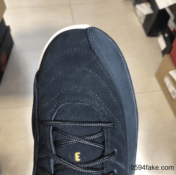 反转金扣Air Jordan 12“Reverse Taxi”释出最新实物图！ 货号：130690-017