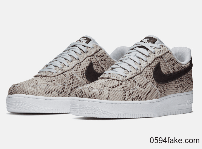 鞋面布满蛇纹！这双Air Force 1“Snakeskin”复古又狂野！