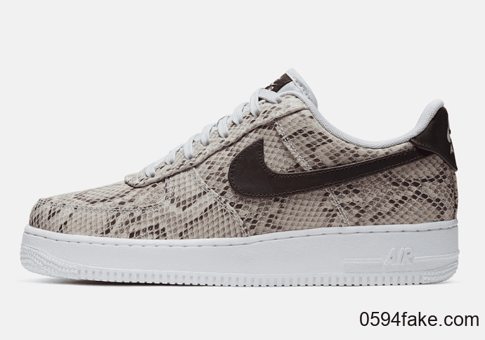 鞋面布满蛇纹！这双Air Force 1“Snakeskin”复古又狂野！